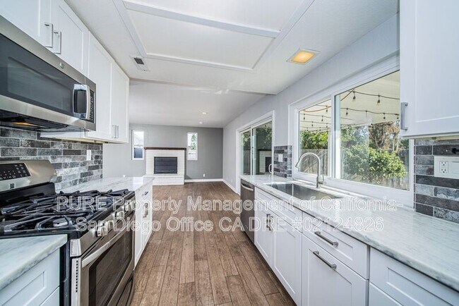 5411 Stirrup Way Oceanside, CA 92057 photo 4