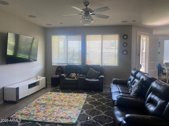 1381 E Scorpio Pl Chandler, AZ 85249 photo 5