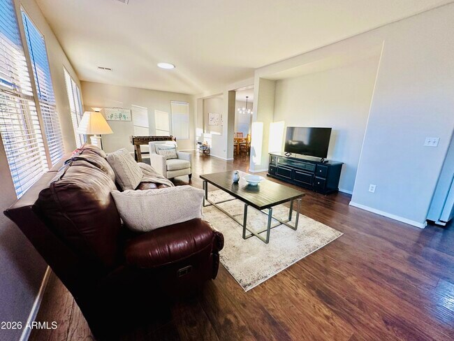 16474 W Remuda Dr Surprise, AZ 85387 photo 4