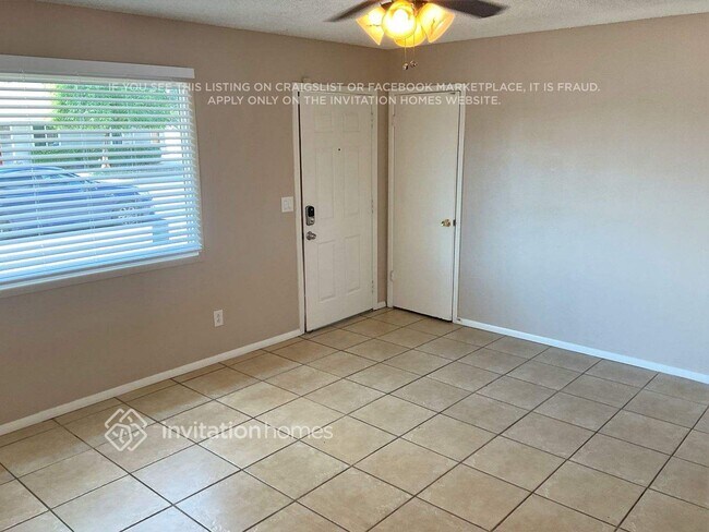 11605 N 58th Ave Glendale, AZ 85304 photo 2