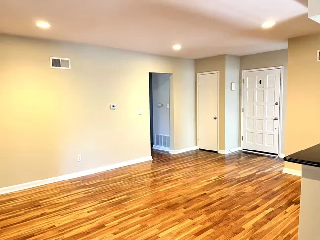 5657 Barclay Ave San Diego, CA 92120 photo 4