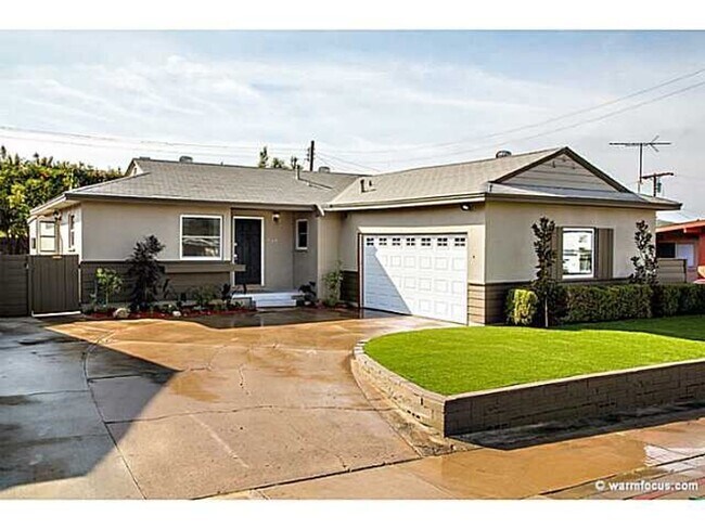 5657 Barclay Ave San Diego, CA 92120