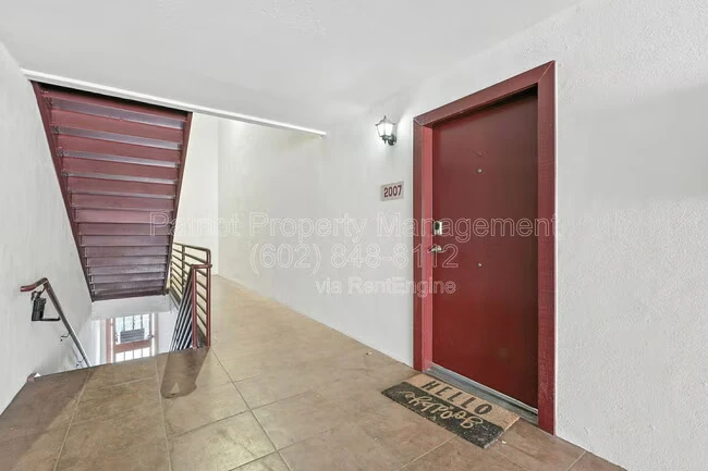 1005 E 8th St Tempe, AZ 85281 photo 2