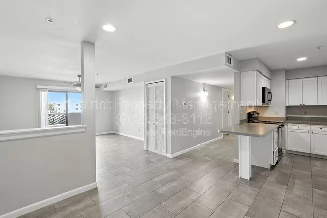 1005 E 8th St Tempe, AZ 85281 photo 4