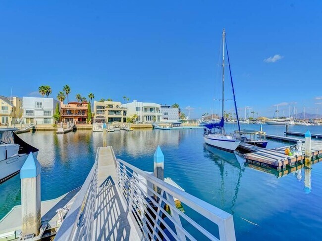 45 Antigua Ct Coronado, CA 92118 photo 4
