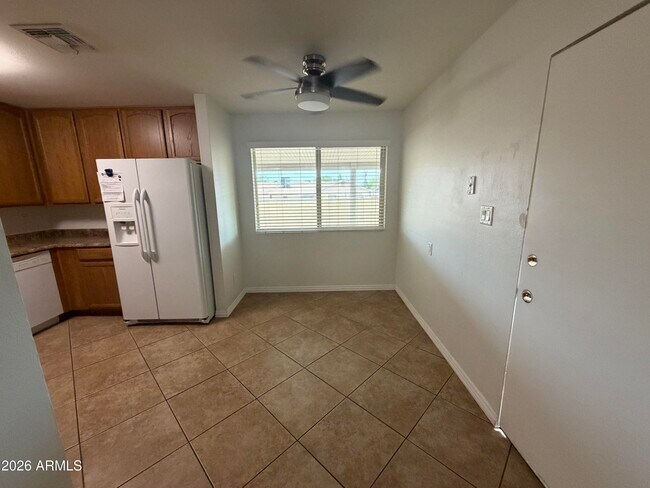 1207 E Christy Dr Phoenix, AZ 85020 photo 5