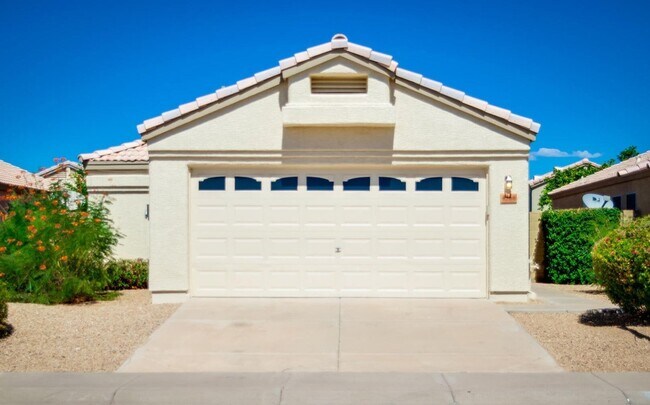 Coming Soon! Adorable 3Bed 2 Full Bath, Home In N. Phoenix