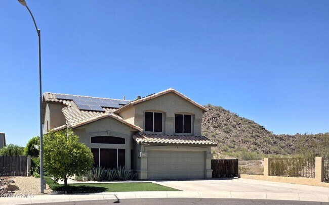 1734 E Pontiac Dr Phoenix, AZ 85024 photo 2