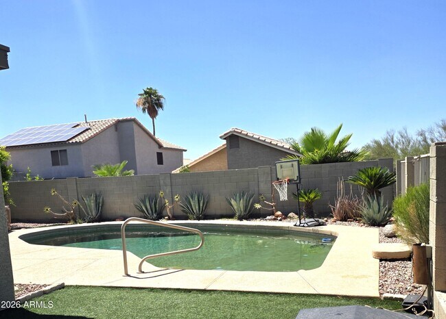 1734 E Pontiac Dr Phoenix, AZ 85024 photo 4
