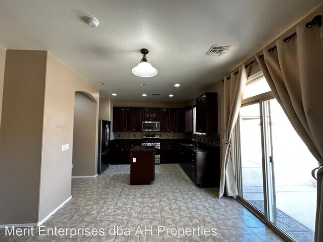 17450 W Adams St Goodyear, AZ 85338 photo 4