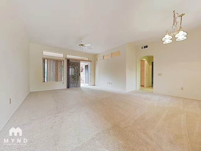 16181 W Heritage Dr Sun City West, AZ 85375 photo 2