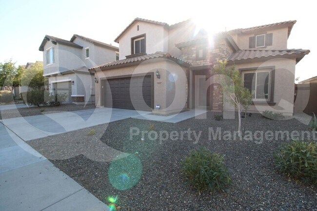 1657 W Red Bird Rd Phoenix, AZ 85085 photo 2