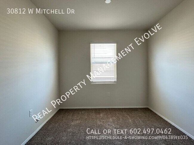 30812 W Mitchell Dr Buckeye, AZ 85396 photo 3