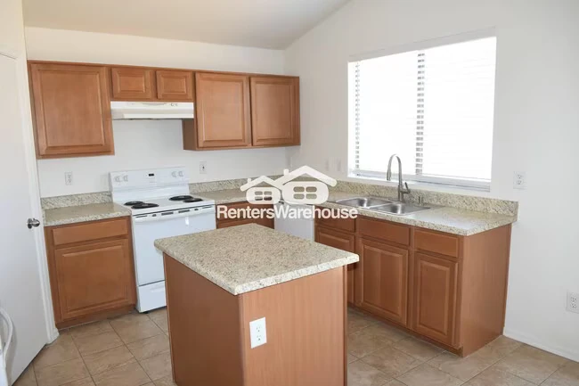10426 W Oregon Ave Glendale, AZ 85307 photo 3
