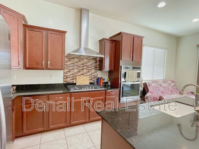 273 E Lantana Dr Chandler, AZ 85286 photo 5