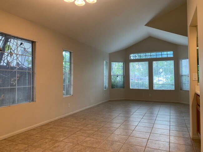 39567 Willowbend Dr Murrieta, CA 92563 photo 4