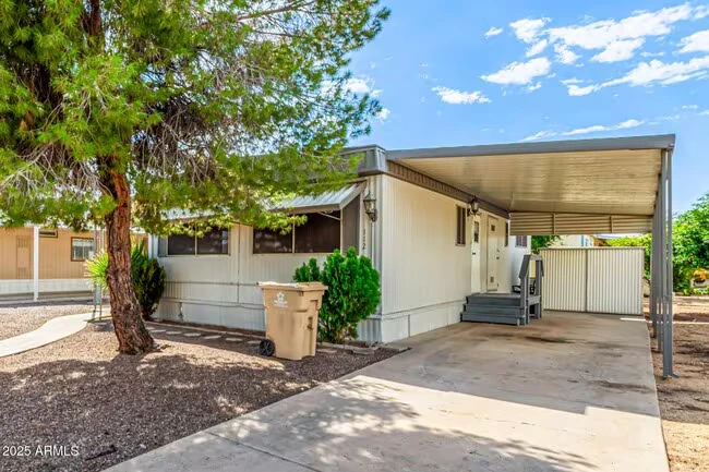 2650 W Union Hills Dr Phoenix, AZ 85027 photo 3