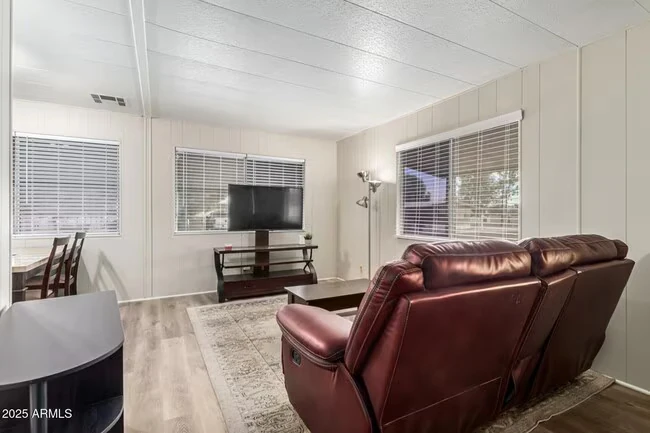 2650 W Union Hills Dr Phoenix, AZ 85027 photo 5