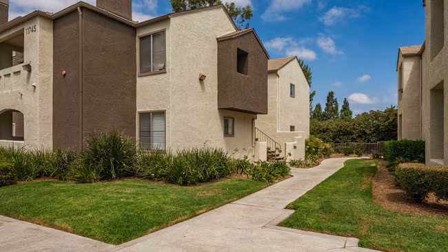 Carmel Terrace photo 3
