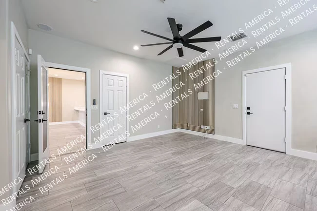7855 W Rock Springs Dr Peoria, AZ 85383 photo 5