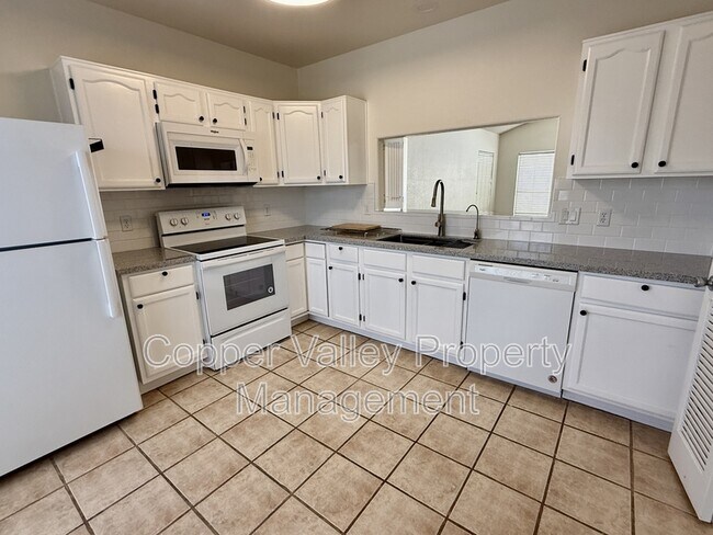3482 W Frankfurt Dr Chandler, AZ 85226 photo 2