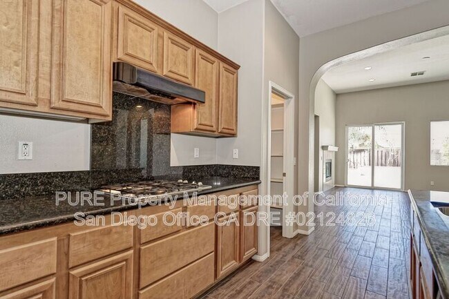 43859 Cala Carrasco Temecula, CA 92592 photo 4