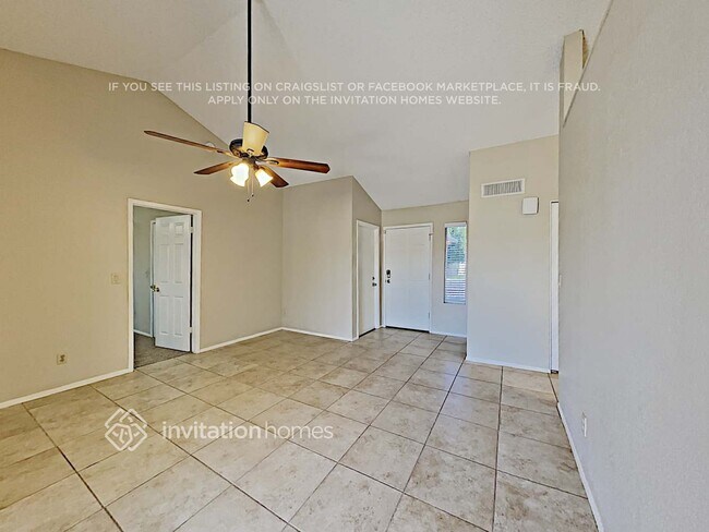 13020 N 55th Dr Glendale, AZ 85304 photo 3