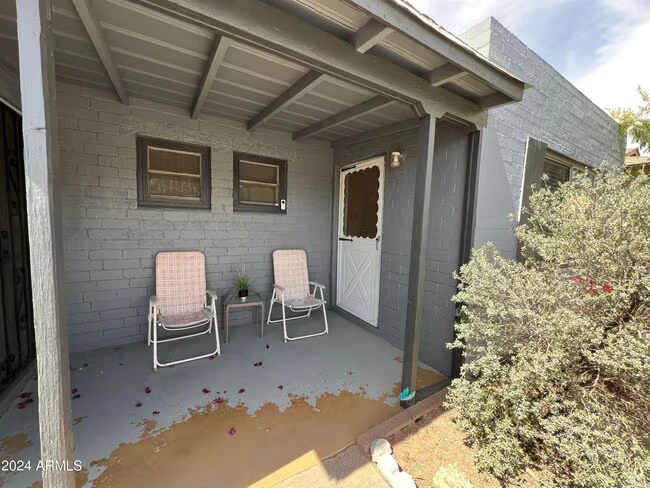 9502 N 2nd Pl Phoenix, AZ 85020 photo 2