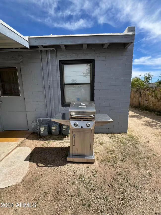 9502 N 2nd Pl Phoenix, AZ 85020 photo 4