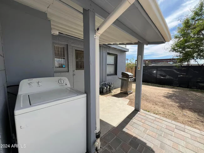 9502 N 2nd Pl Phoenix, AZ 85020 photo 5