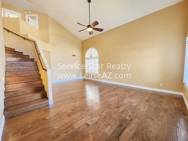 1329 E Sheena Dr Phoenix, AZ 85022 photo 2