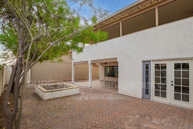 5627 S Jolly Roger Rd Tempe, AZ 85283 photo 5