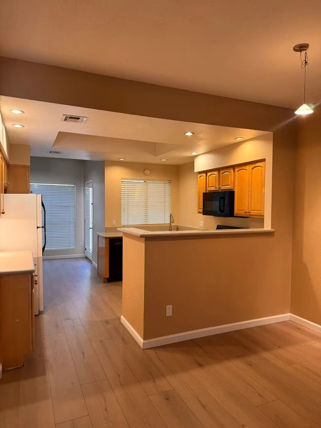 101 N 7th St Phoenix, AZ 85034 photo 3
