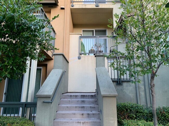2BR/1BA Condo on Santa Rosalia Ter · Sunnyvale photo 3