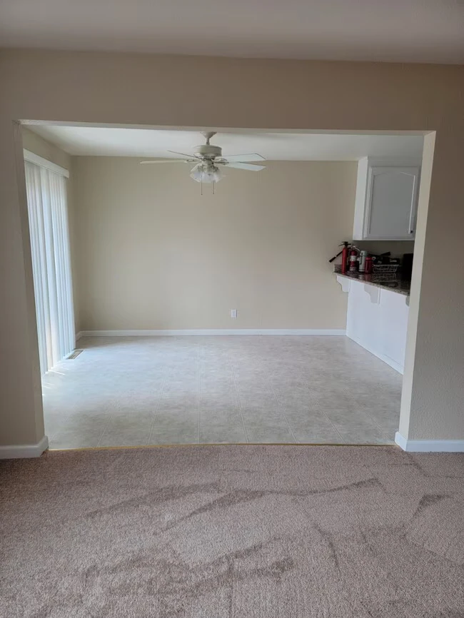 737 Vaquero Dr Mountain View, CA 94043 photo 4