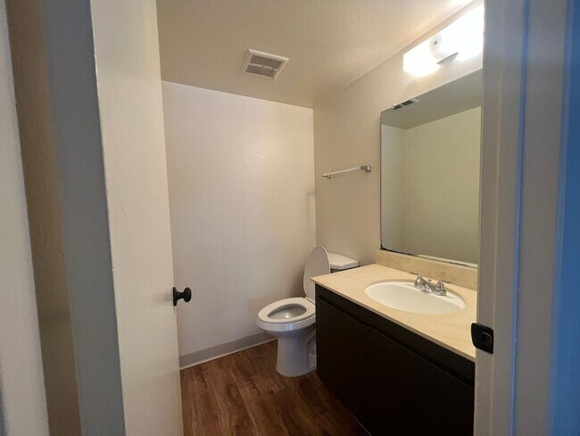 10860 Tierrasanta Blvd San Diego, CA 92124 photo 4