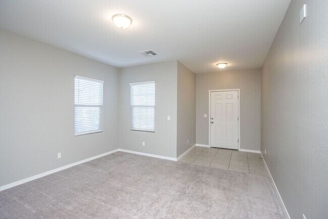 2377 E Alonso Dr Casa Grande, AZ 85194 photo 3