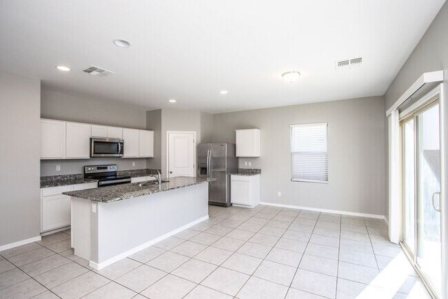 2377 E Alonso Dr Casa Grande, AZ 85194 photo 5