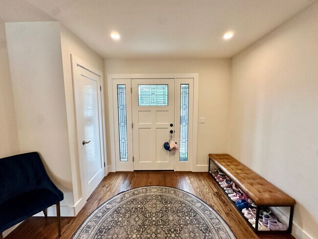 1918 25th Ave San Francisco, CA 94122 photo 2