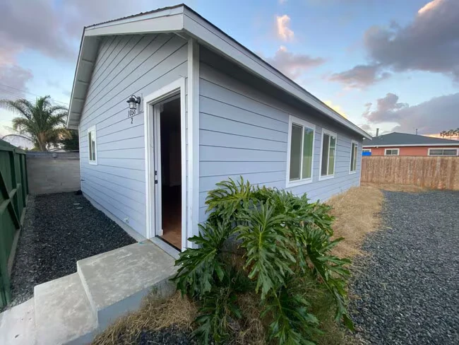 1058 10th St Imperial Beach, CA 91932