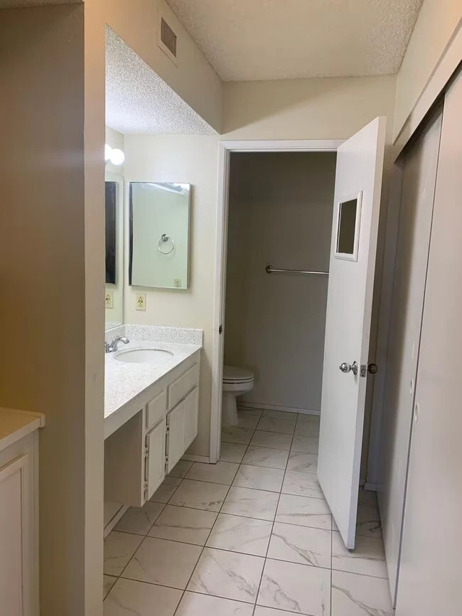 5990 Dandridge Ln San Diego, CA 92115 photo 4