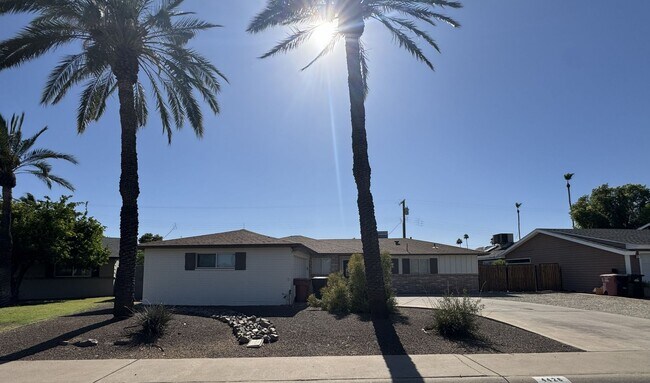 4426 N 85th St Scottsdale, AZ 85251 photo 3