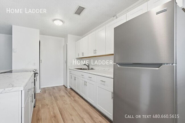 1332 W 5th St Tempe, AZ 85281 photo 4
