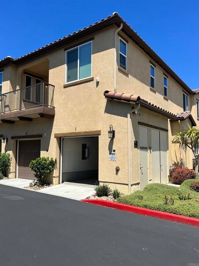 1715 Cal Orchid Pl Chula Vista, CA 91913 photo 2