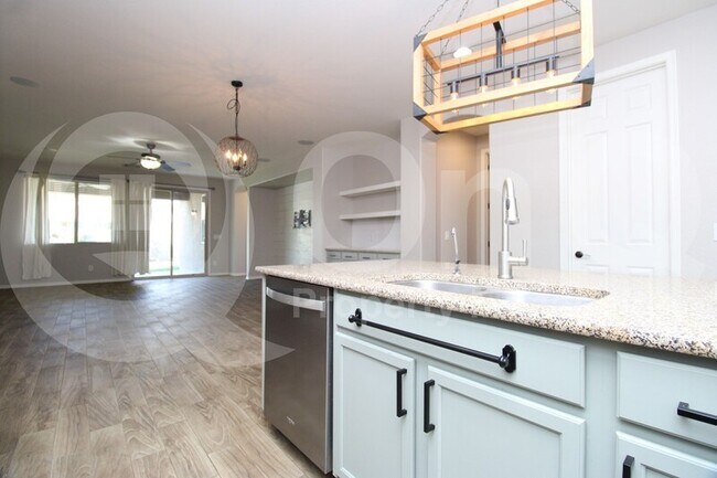 142 W Leatherwood Ave San Tan Valley, AZ 85140 photo 4