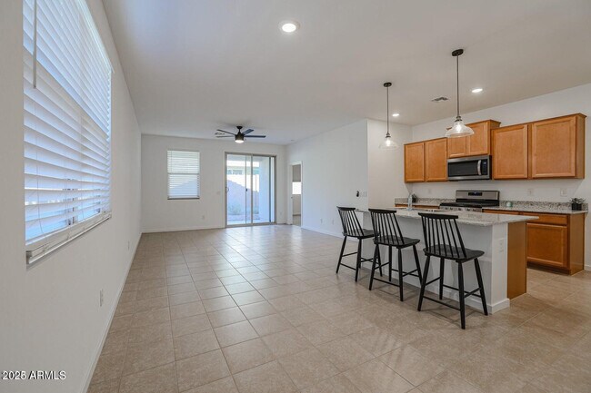 14220 W Willow Ave Surprise, AZ 85379 photo 4
