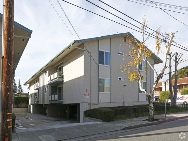 2BR/1BA Apartment on Curtiss Ave · San Jose photo 2