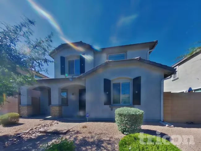323 N 56th Pl Mesa, AZ 85205 photo 2