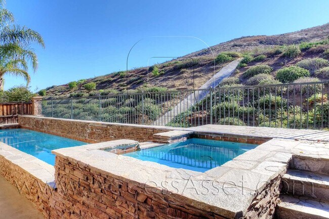 31125 Hidden Lake Rd Murrieta, CA 92563