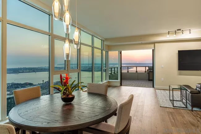 1205 Pacific Hwy San Diego, CA 92101 photo 2